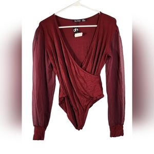 ♥️ NWT BOOHOO BODY SUIT SHEER LONG SLEEVE - SIZE 8- MERLOT ♥️